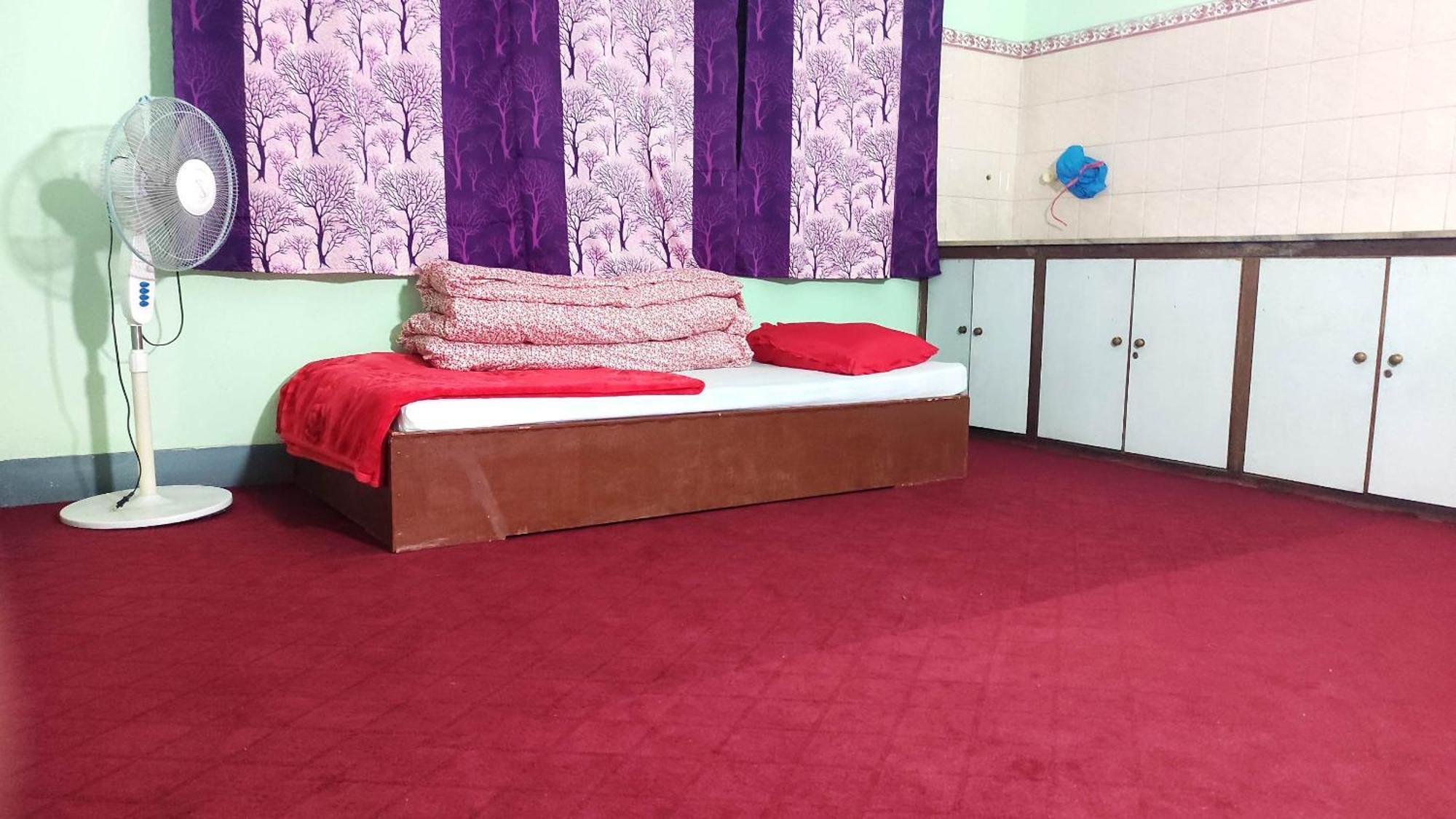 Budget Backpackers Hotel Lalitpur Екстер'єр фото