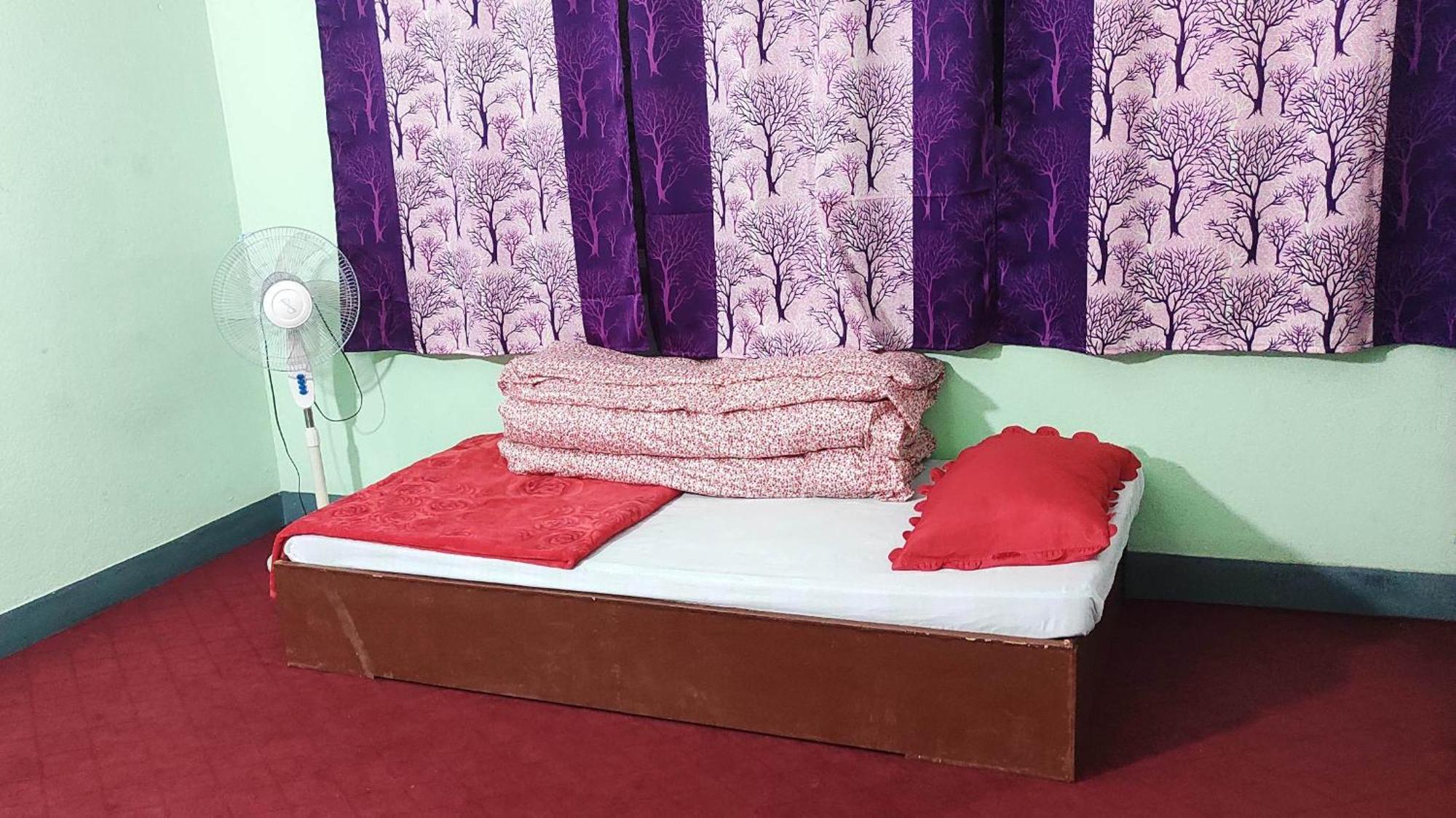 Budget Backpackers Hotel Lalitpur Екстер'єр фото